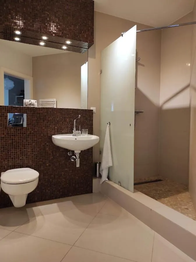 Apartament Z 3 Sypialniami - Parking Bezplatny Apartman Gdańsk Lengyelország